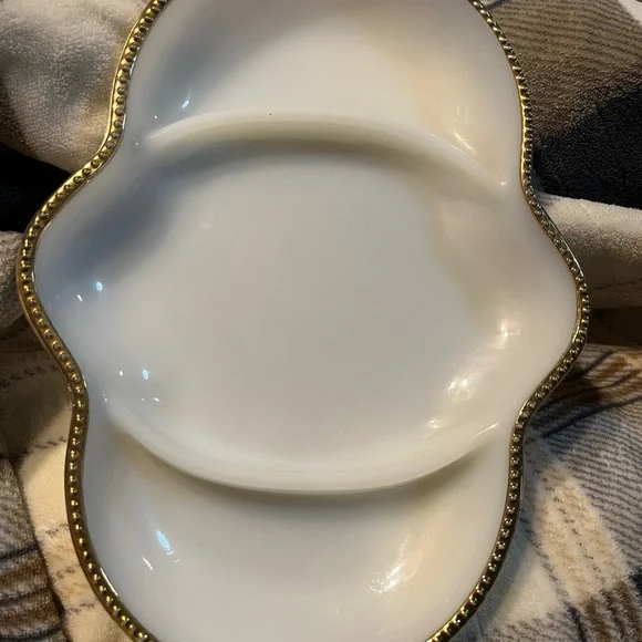 Anchor Hocking Fire King 3 section relish tray. 1950’s. Condiment tray. Hosting - Picture 4 of 7